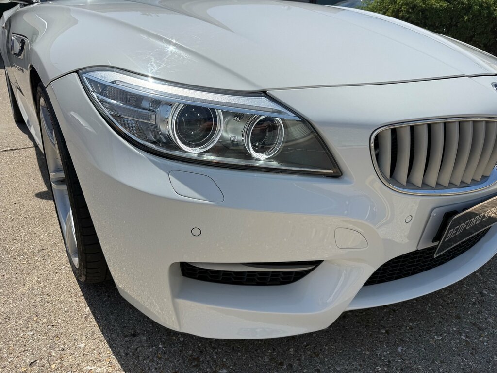 BMW Z4 Convertible White #14