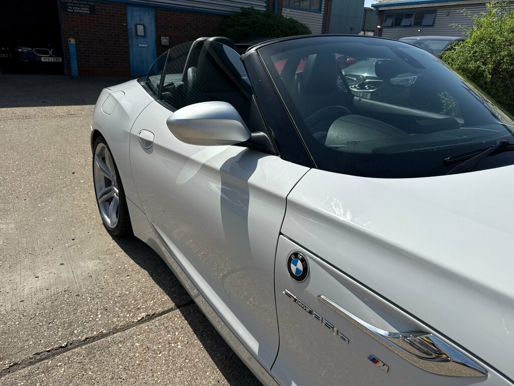 BMW Z4 Convertible White #22