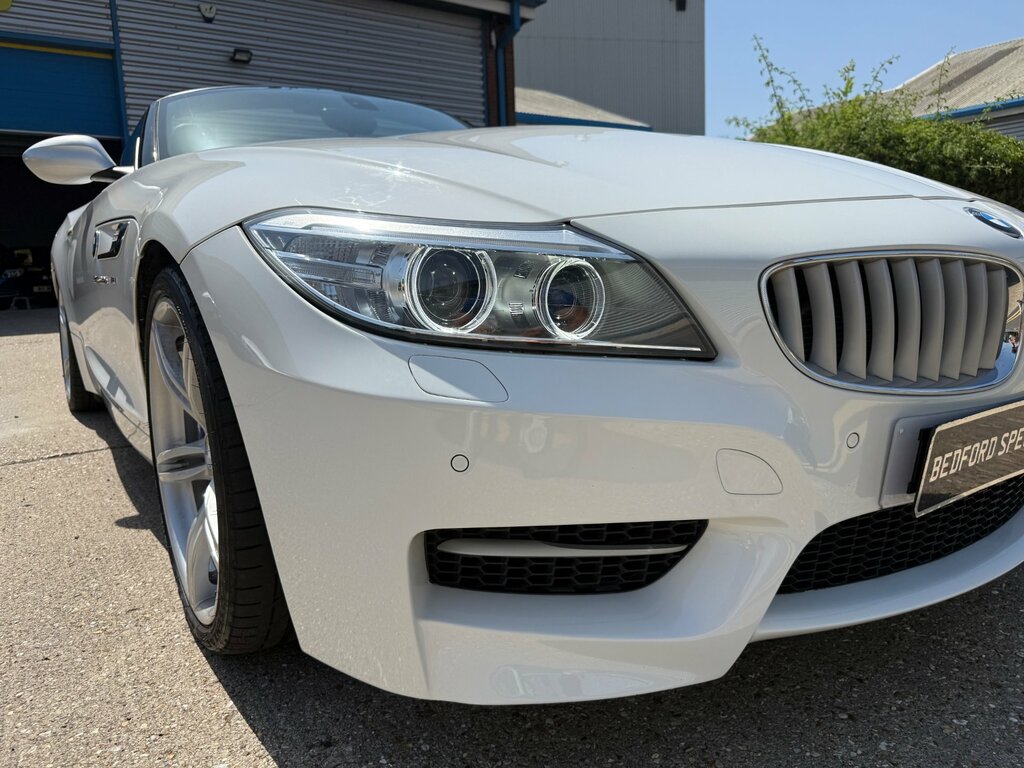 BMW Z4 Convertible White #15