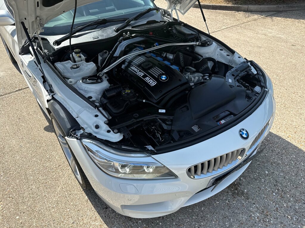 BMW Z4 Convertible White #35