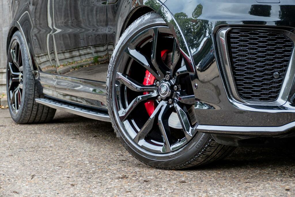 Land Rover Range Rover Sport Svr Black #2