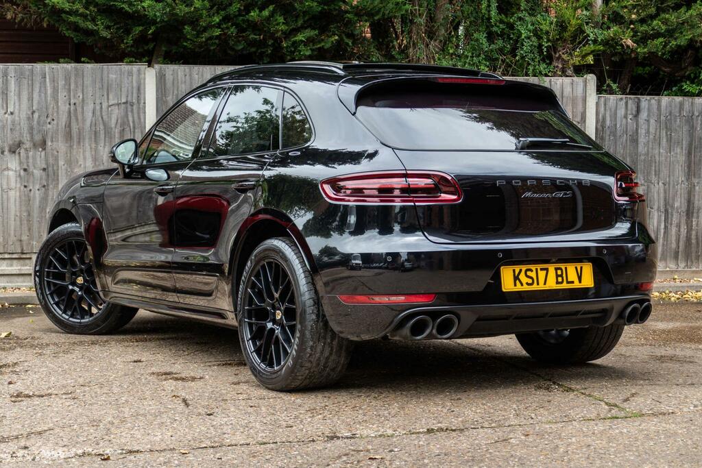 Porsche Macan Gts Black #3