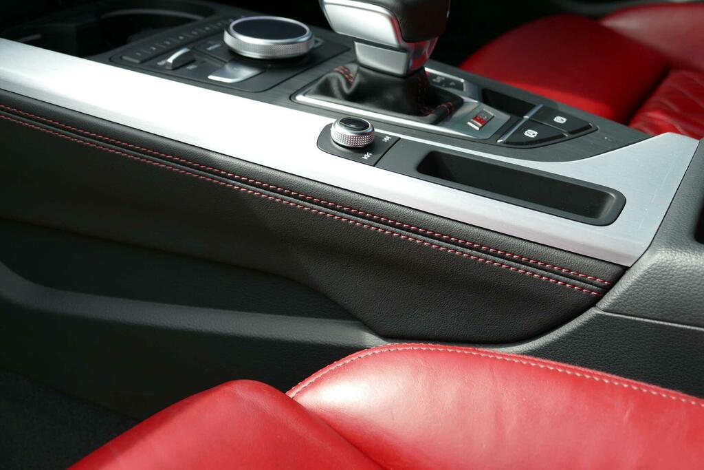 Audi S4 S4 Tfsi Quattro Black #33