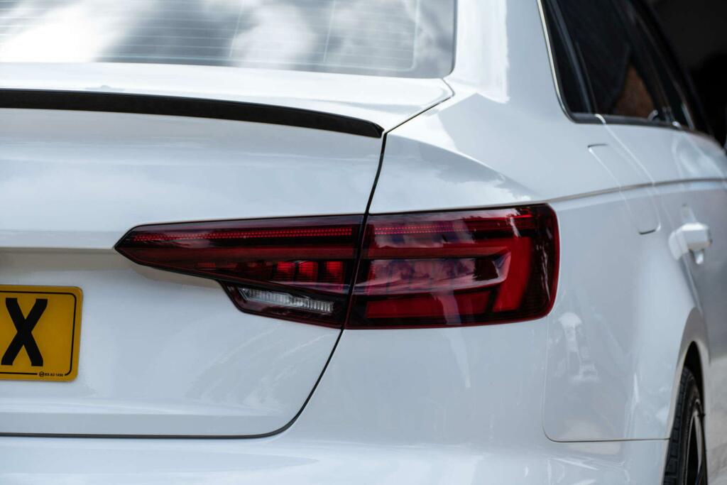 Audi S4 S4 Tfsi Quattro Black #20