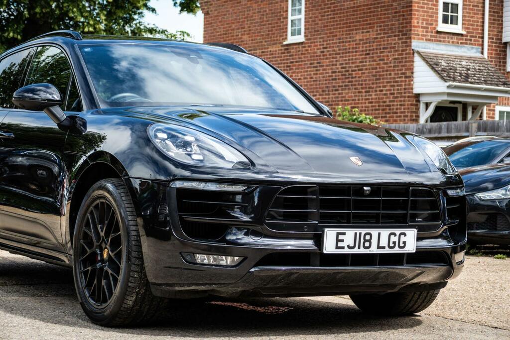 Porsche Macan Gts Black #6