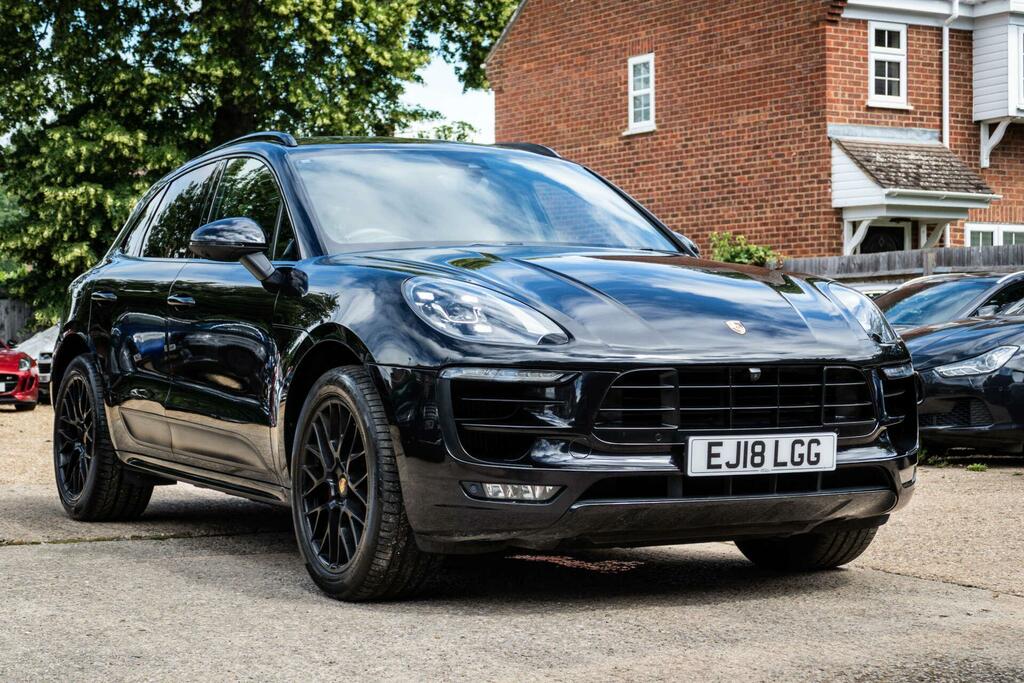 Porsche Macan Gts Black #5