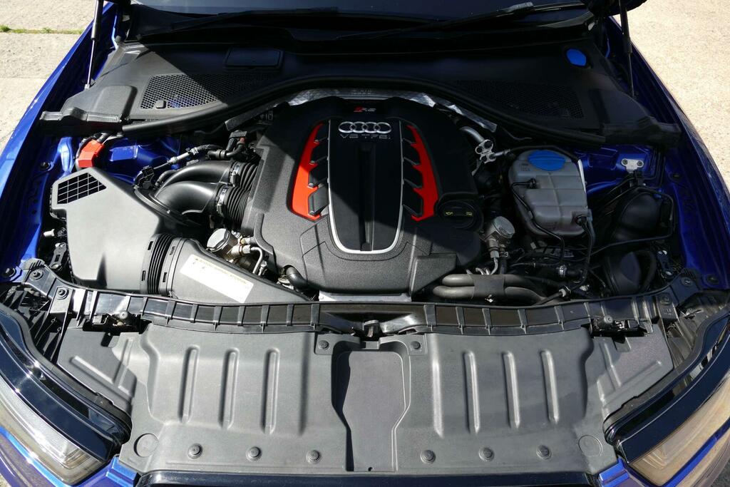 Audi RS6 Avant 4.0T Fsi Quattro Rs 6 Performance Tip Blue #57