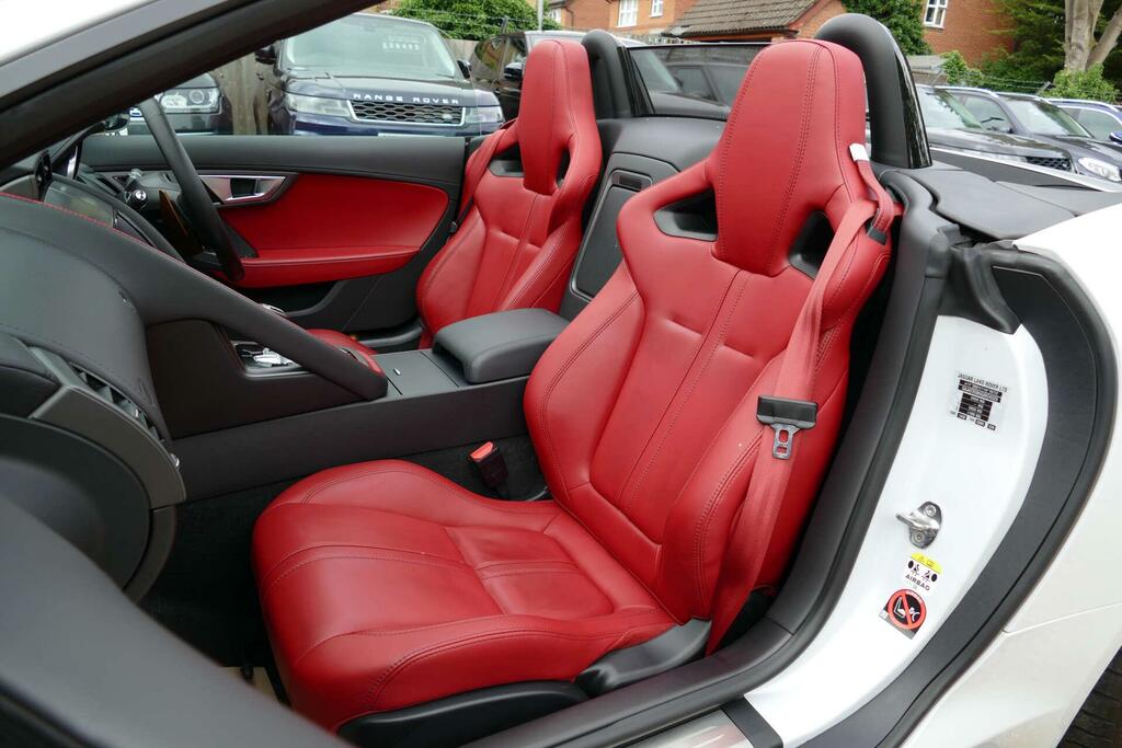 Jaguar F-Type Coupe 3.0 V6 S Euro 6 Ss 201515 Black #28