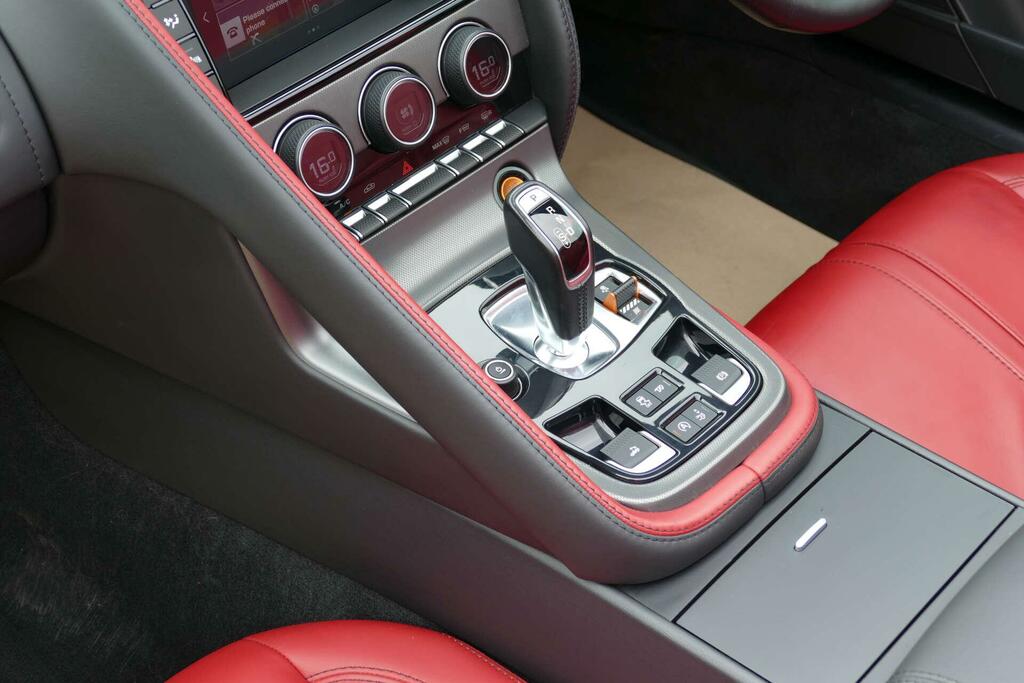 Jaguar F-Type Coupe 3.0 V6 S Euro 6 Ss 201515 Black #27