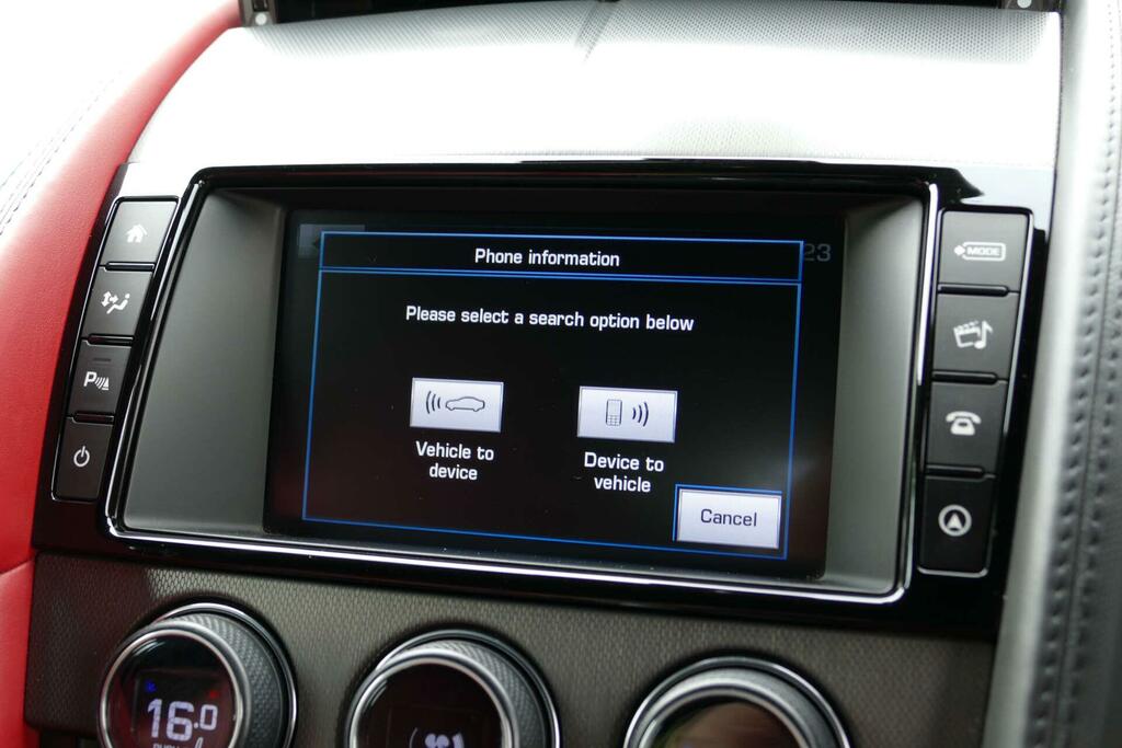Jaguar F-Type Coupe 3.0 V6 S Euro 6 Ss 201515 Black #31