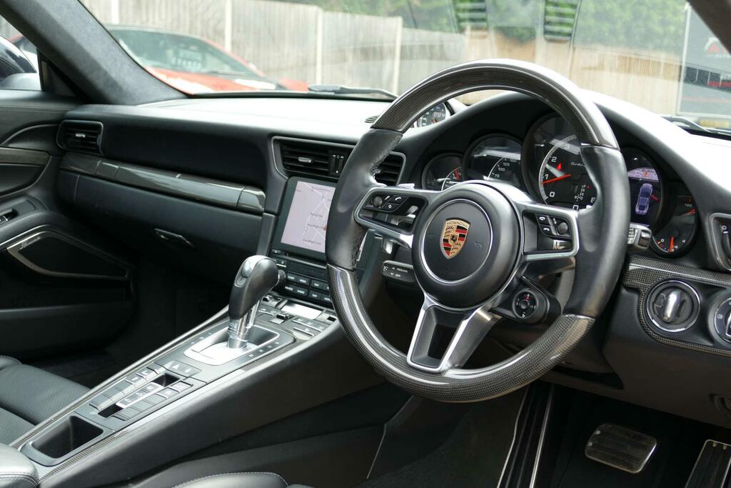 Porsche 911 911 Carrera 4S White #27