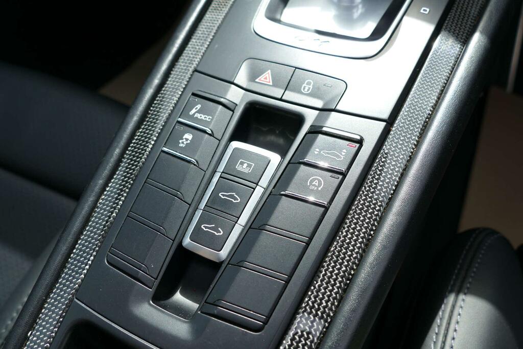 Porsche 911 911 Carrera 4S White #53