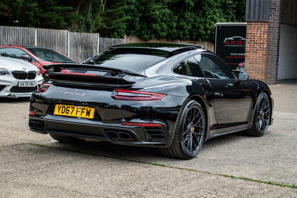 Porsche 911 911 Carrera 4S White #22