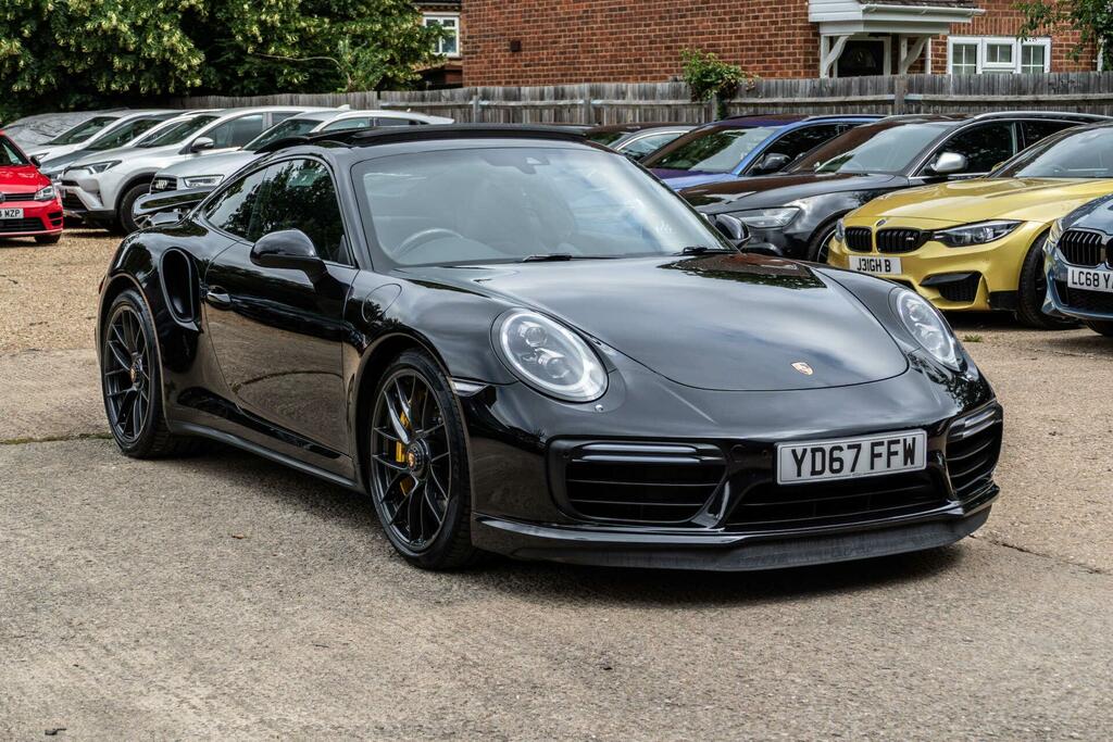 Porsche 911 911 Carrera 4S White #9