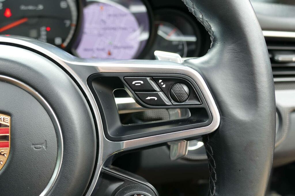 Porsche 911 911 Carrera 4S White #42