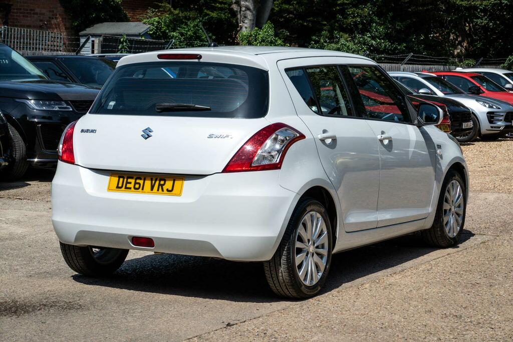 Suzuki Swift 1.3 Sz3 Hatchback 140 Gkm, 91 Red #12