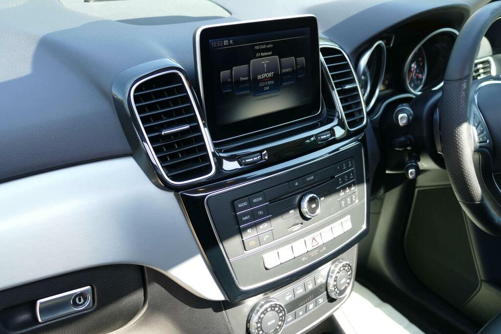 Mercedes-Benz GLE Class Gle 350D 4Matic Amg Silver #23