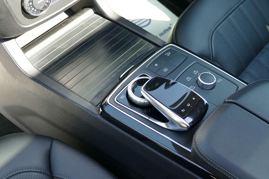 Mercedes-Benz GLE Class Gle 350D 4Matic Amg Silver #24