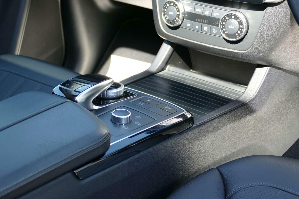 Mercedes-Benz GLE Class Gle 350D 4Matic Amg Silver #20