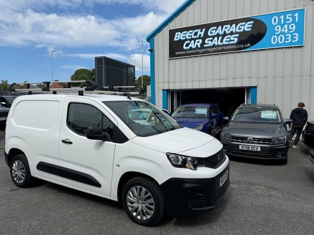 Peugeot Partner Mpv White #1