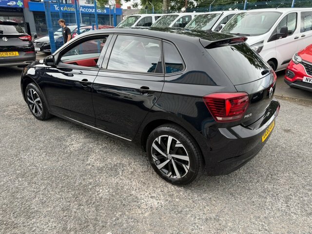 Volkswagen Polo 2018 1.0 Tsi Beats Hatchback Eur DE68ODH Black #5