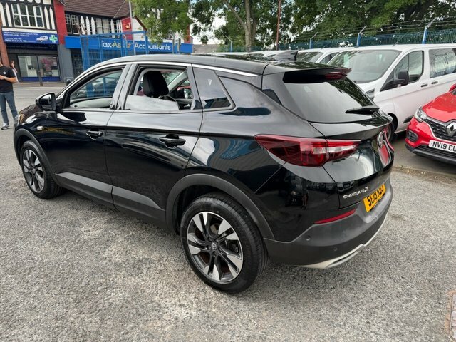 Vauxhall Grandland X 2018 1.6 Turbo D Blueinjection Sport Nav Suv D Black #5