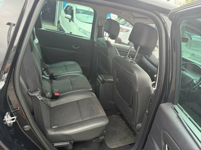 Renault Grand Scenic Silver #11