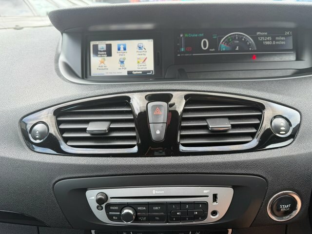 Renault Grand Scenic Silver #16