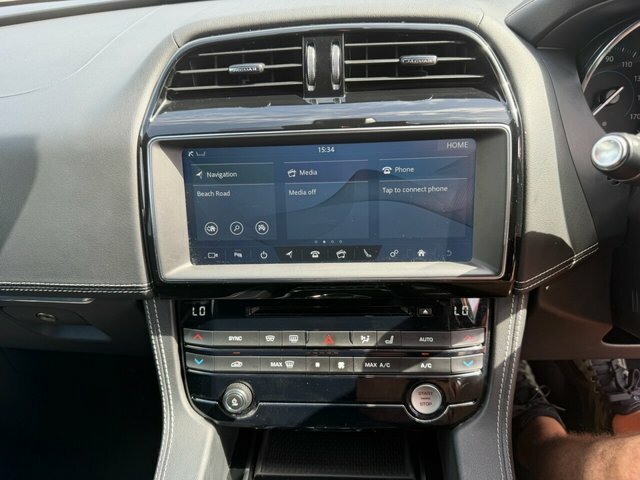Jaguar F-Pace 2.0D R-sport Awd  #17