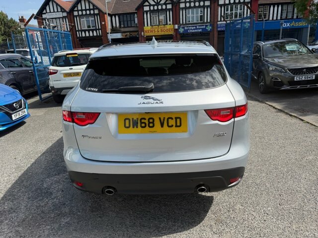Jaguar F-Pace 2019 2.0 D240 R-sport Suv Awd Euro Silver #4