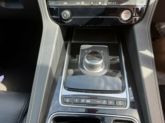 Jaguar F-Pace 2.0D R-sport Awd  #20