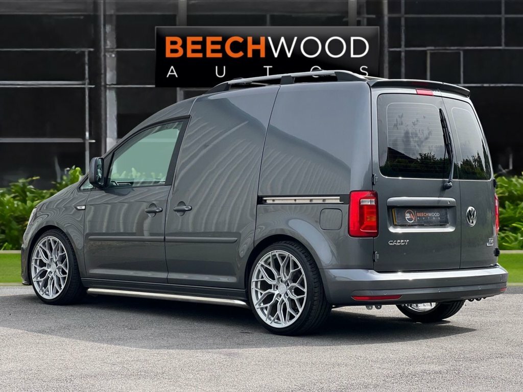Volkswagen Caddy 2016 2.0 Tdi C20 Bluemotion Tech Highline Panel Va Grey #6