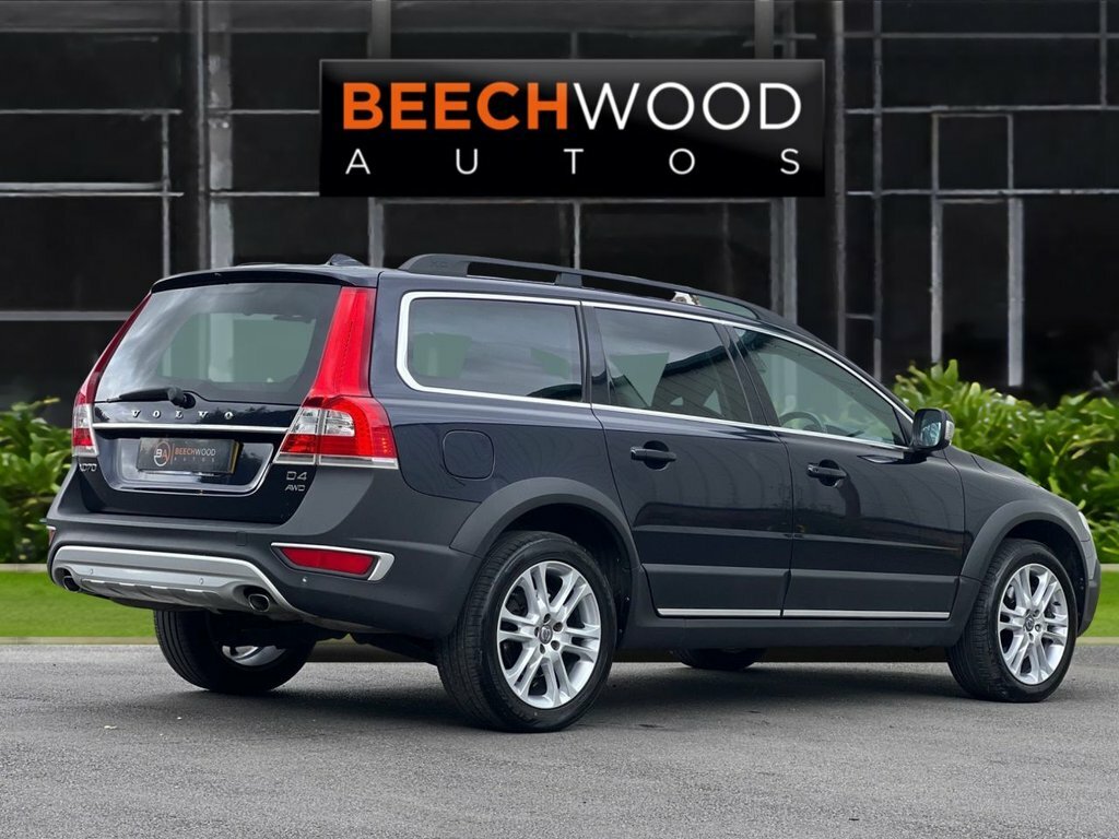 Volvo XC70 2016 2.4 D4 Se Lux Estate Awd Euro Blue #4