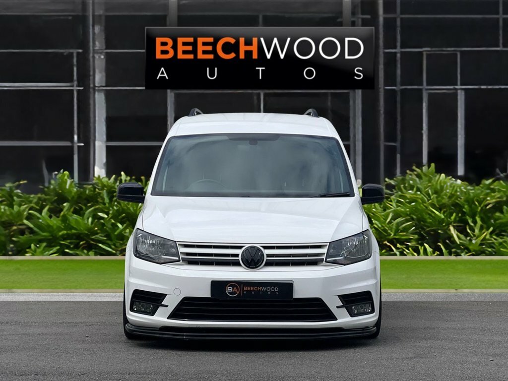 Volkswagen Caddy 2017 2.0 Tdi C20 Bluemotion Tech Highline Panel Va White #4