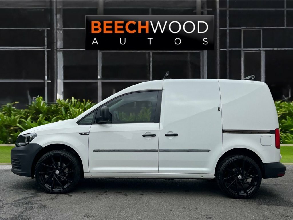 Volkswagen Caddy 2017 2.0 Tdi C20 Bluemotion Tech Startline Panel V DA17APU White #5
