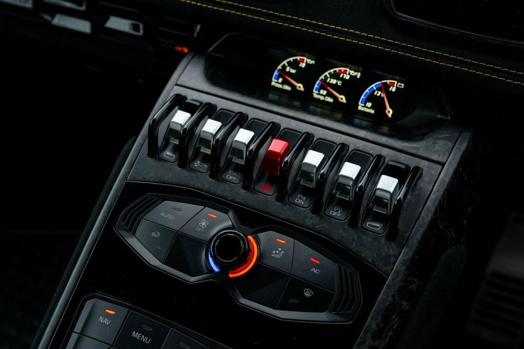 Lamborghini Huracan Petrol 2dr 202208118678279 #15