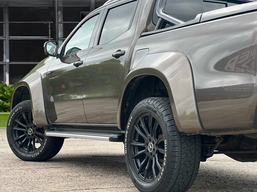 Mercedes-Benz X Class Pickup Grey #10