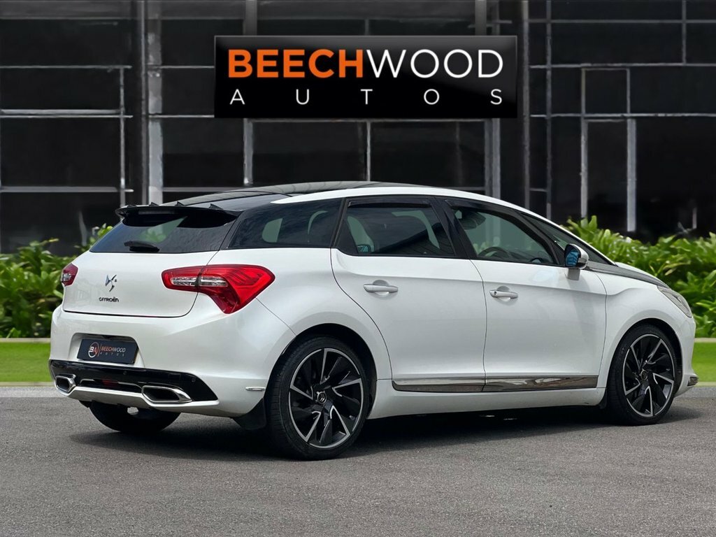 Citroen DS5 2015 2.0 Bluehdi Dsport Hatchback Eat6 White #5