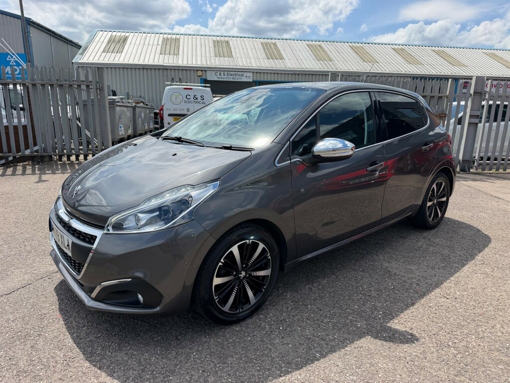 Peugeot 208 1.2 Puretech Tech Edition Euro 6 Ss Grey #2