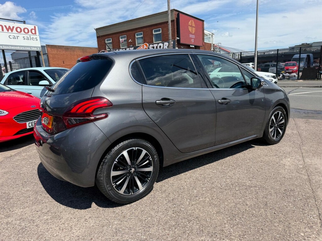 Peugeot 208 1.2 Puretech Tech Edition Euro 6 Ss Grey #5