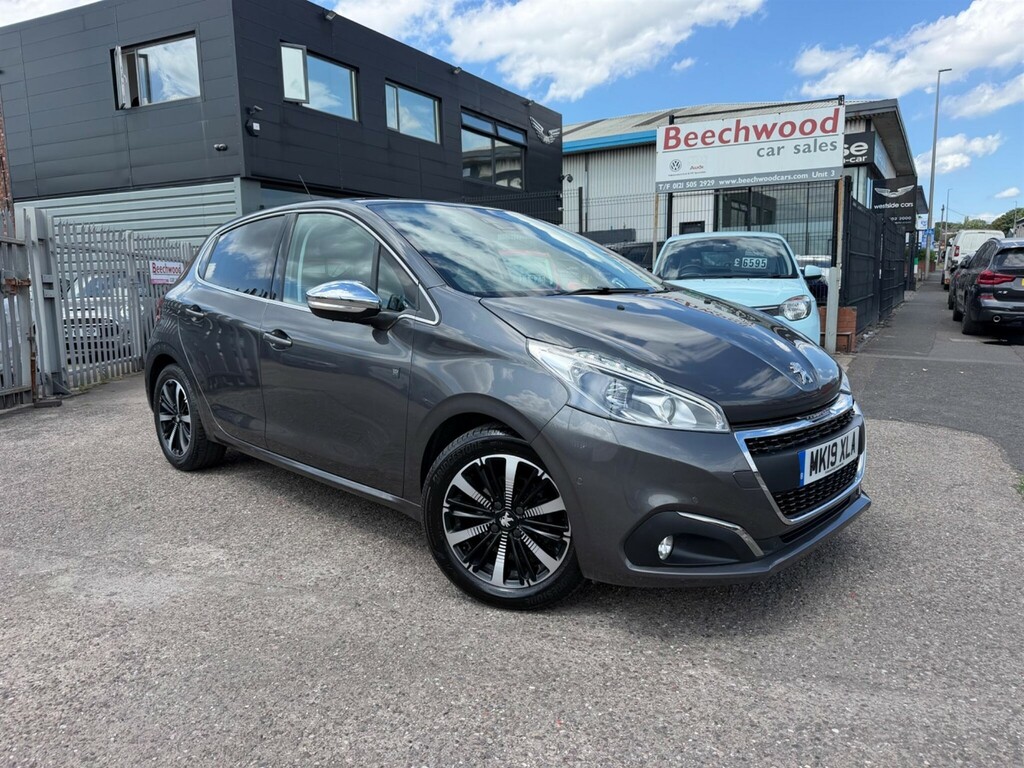 Peugeot 208 1.2 Puretech Tech Edition Euro 6 Ss Grey