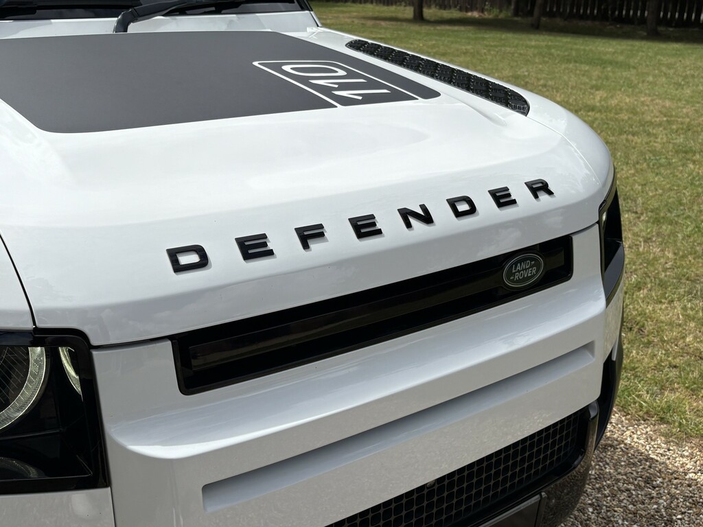 Land Rover Defender 110 Suv 3.0 D250 Mhev Hse 202121 YK21WXR White #4
