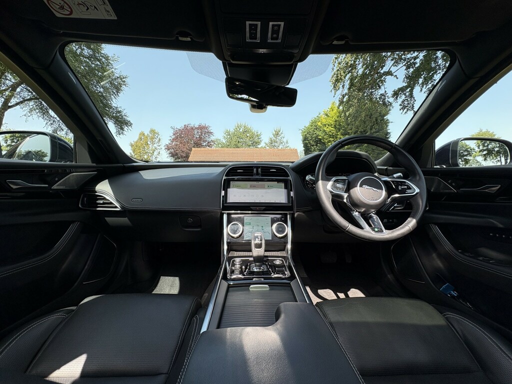 Jaguar XE Saloon 2.0 P300i R-dynamic Hse 201919 MJ19BKY Blue #3