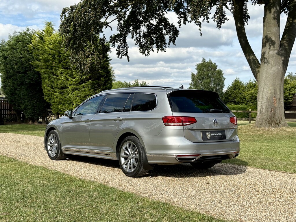 Volkswagen Passat 2.0 Tdi R-line Silver #2