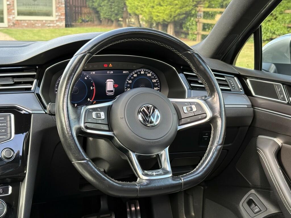 Volkswagen Passat 2.0 Tdi Bluemotion Tech R-line Euro 6 Ss Silver #9