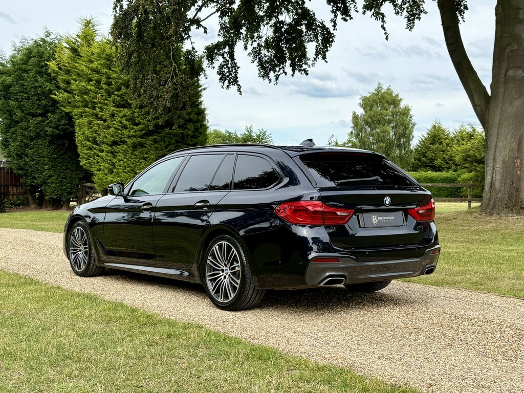 BMW 5 Series 3.0 530D M Sport Touring Black #2