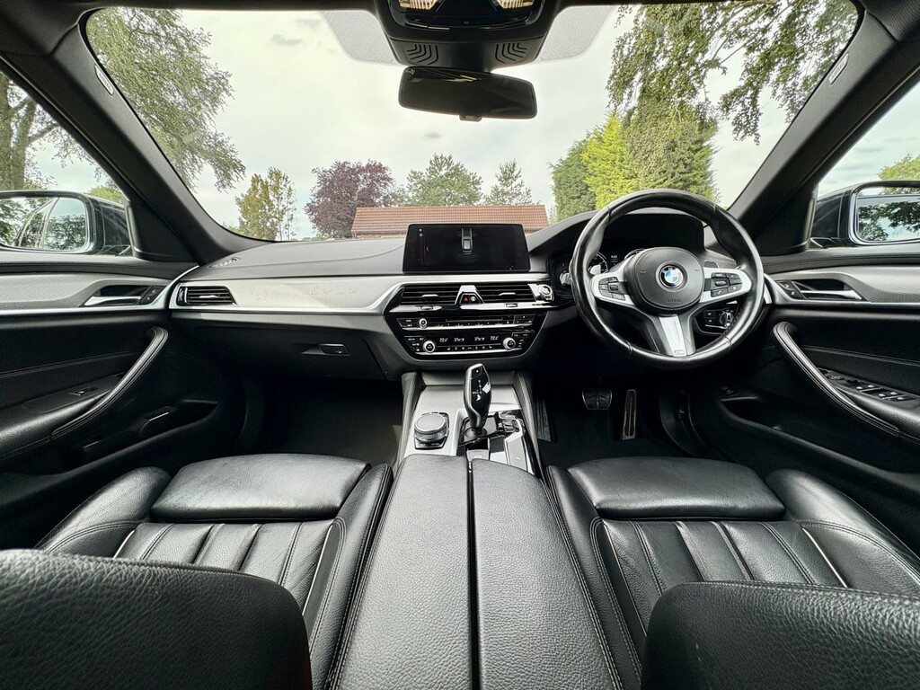 BMW 5 Series 3.0 530D M Sport Touring Black #5