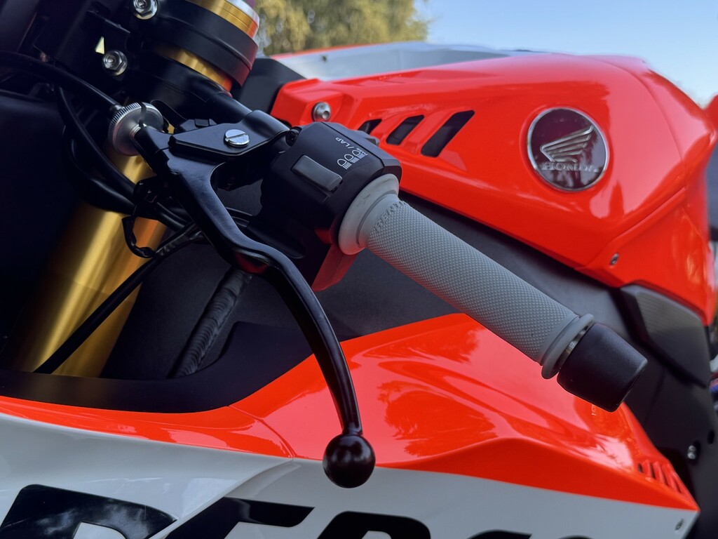 Honda  68.8Kwh Advance Blue #22