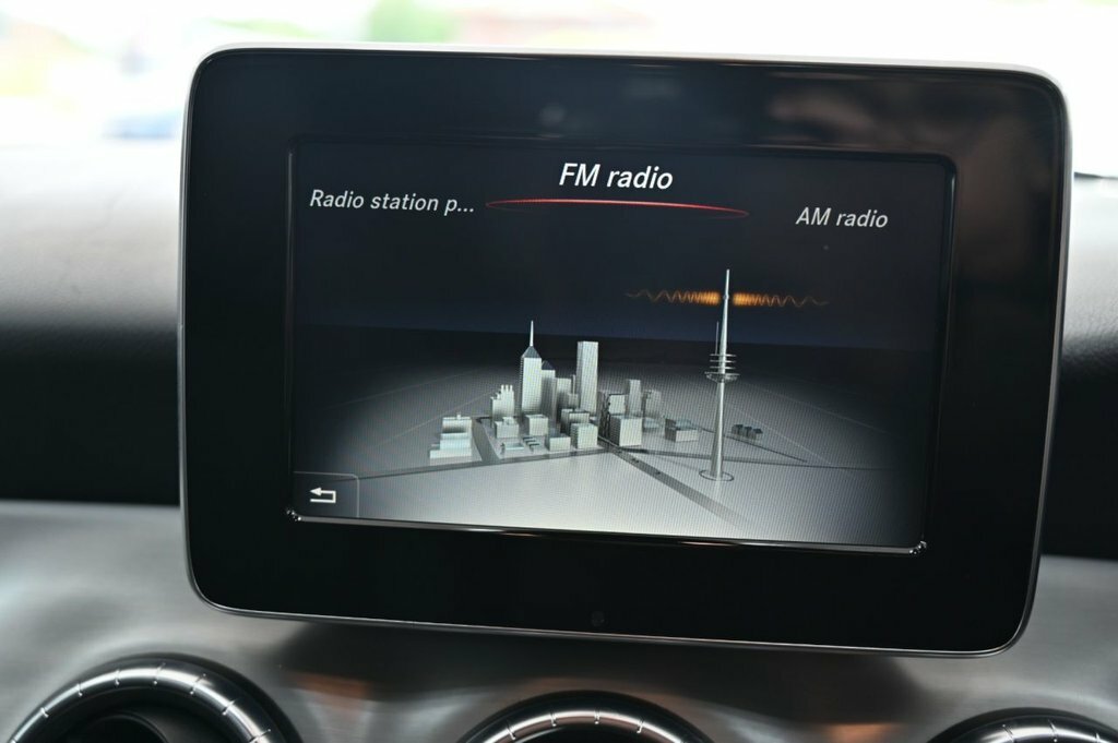 Mercedes-Benz CLA Class 2.1 Cla 220 D White #21