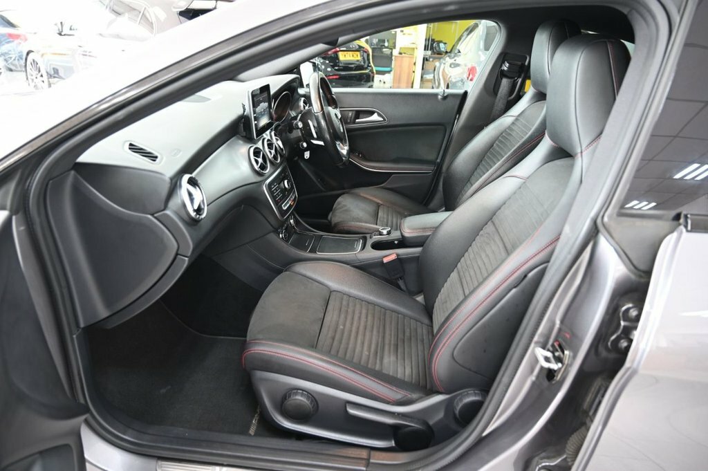 Mercedes-Benz CLA Class 2.1 Cla 220 D White #12